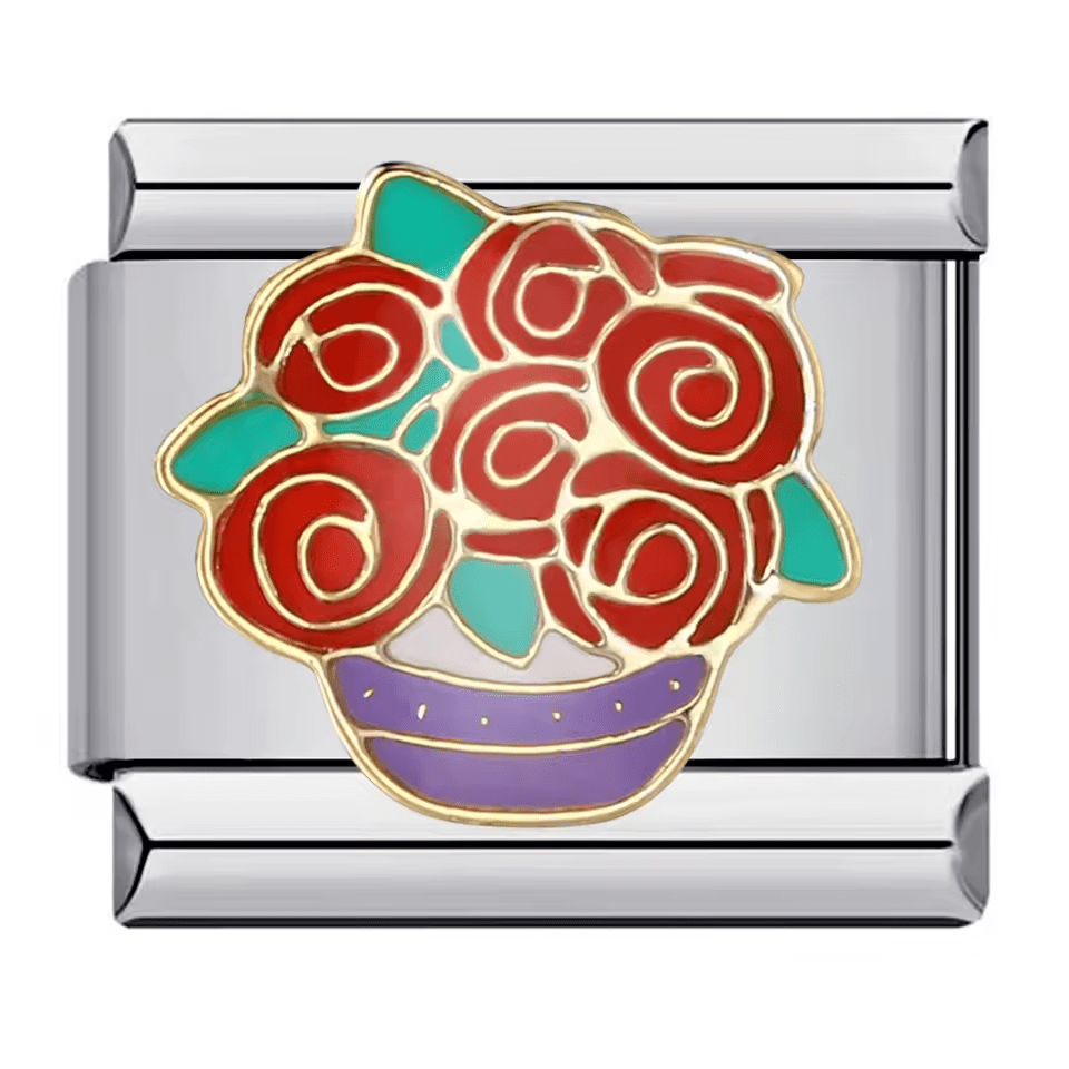 Roses In Vase [ref:50487487201558]