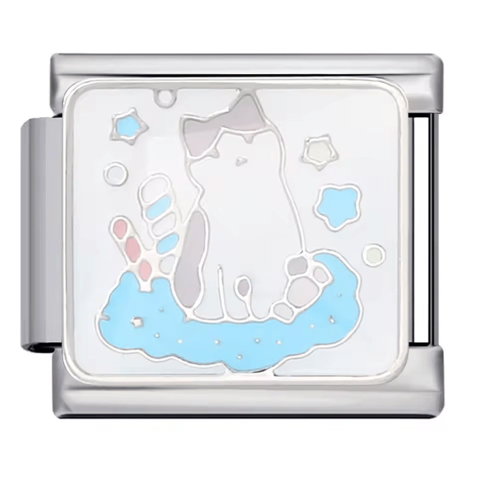 White & Gray Cat [ref:50487544086806]